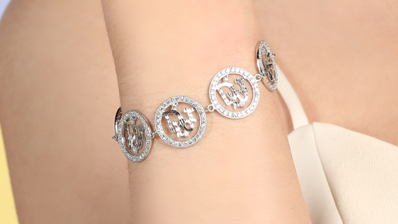 Lắc Tay Bạc Nữ Đ&iacute;nh Đ&aacute; AVJ.B000038 c&oacute; thiết kế vừa sang trọng vừa thanh lịch